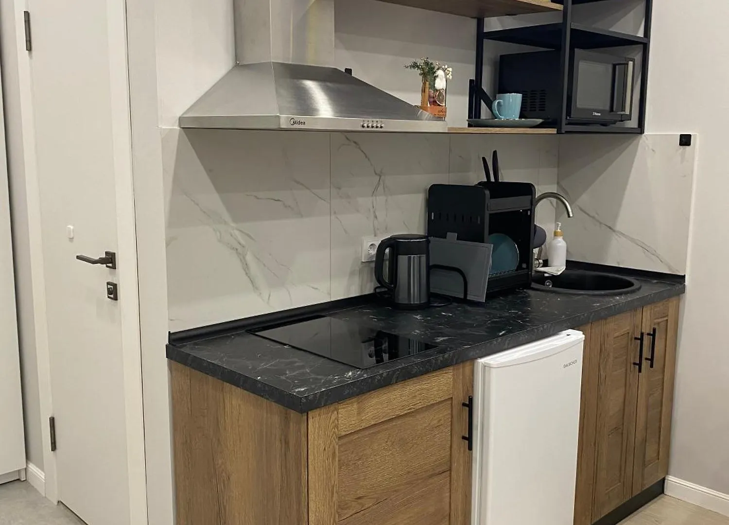 Contento Apartments Navy Blue الماتي كازاخستان
